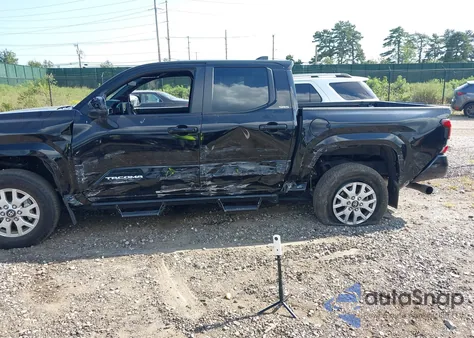 2024 Toyota Tacoma Sr5 4Wd z USA, uszkodzony, nr VIN 3TMLB5JN9RM029439